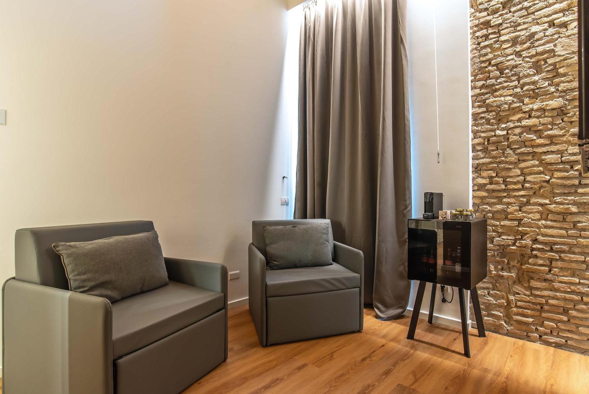 Ora Acanfora Suites โรม ภายนอก รูปภาพ